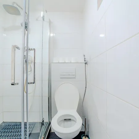 Comfort Hostel *