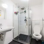 Comfort بيت شباب