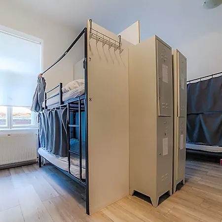 بيت شباب Comfort براغ